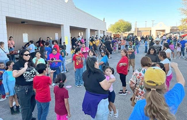 Realizan en primaria el Festival de Otoño