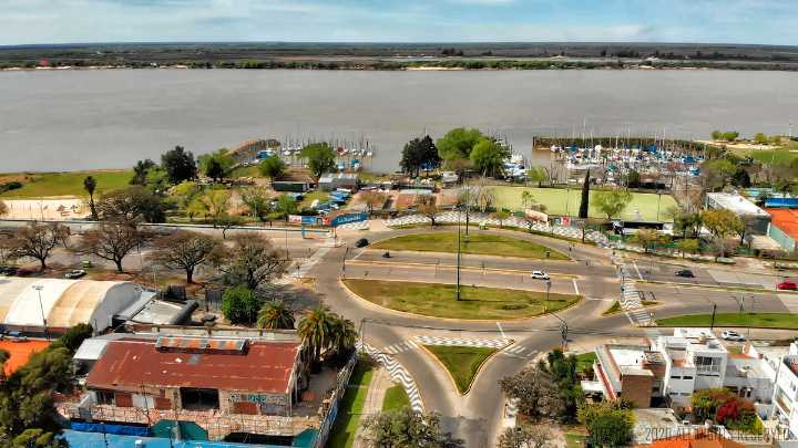 Escapadas en Buenos Aires: el pueblo con el sánguche de miga más rico y grande