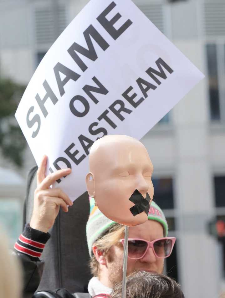 Students, community decry ‘authoritarian takeover’ of CSU radio station by Ideastream