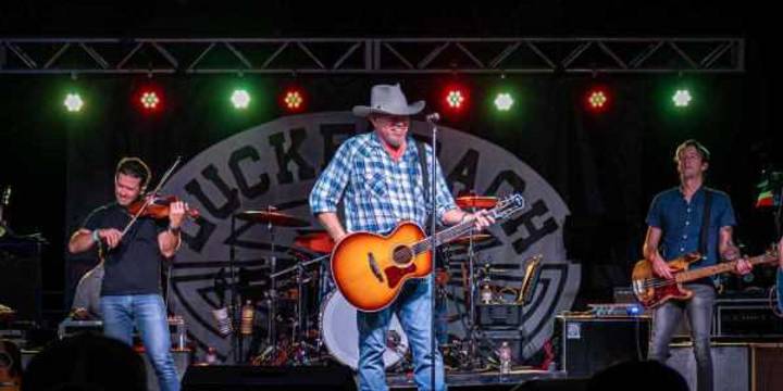 Pat Green to cut Luckenbach Dancehall's first live album in 30 years