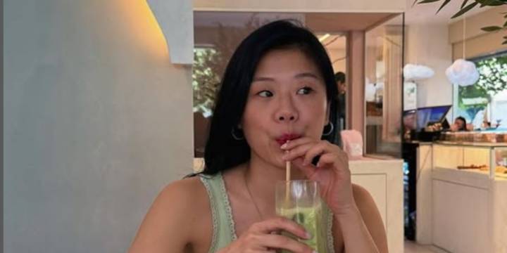 Creadora de contenido española probó frutas colombianas y compartió la experiencia causando varias reacciones en las redes sociales: “Me recuerda al plástico fundido”
