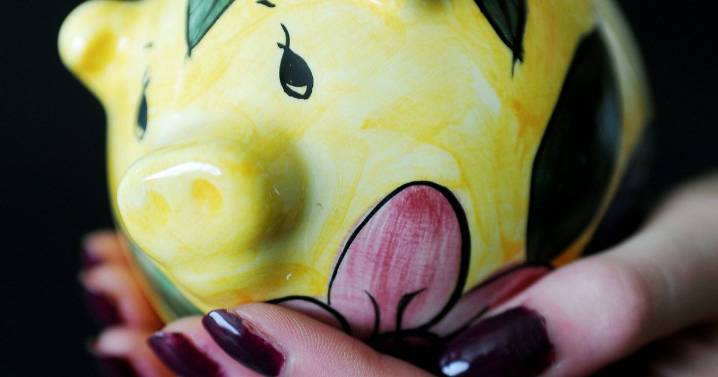 Millions warned over pensions as experts highlight £10,000 rule