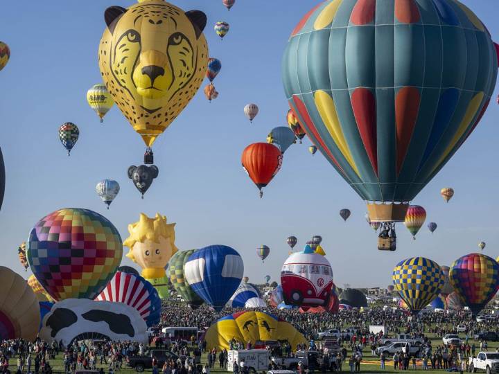 International hot air balloon fiesta to lift off in Albuquerque