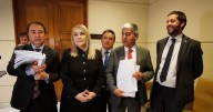 Oposición presenta acusación contra exministro Pardow y se abre debate por rol de La Moneda en su defensa