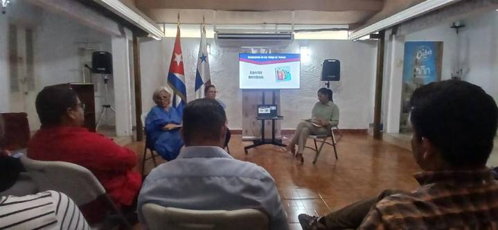 Diplomáticos cubanos en Panamá analizan proyecto de Código de Trabajo