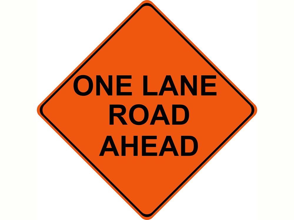 Section of Pembroke Street East reduced to one lane near city hall