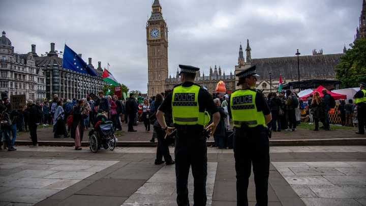 Condenan a una banda en Londres por incendiar un almacén vinculado al Grupo Wagner