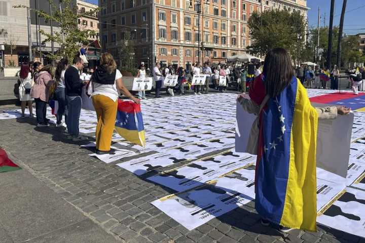 Venezuela celebra la canonización de sus primeros santos en medio de crisis política