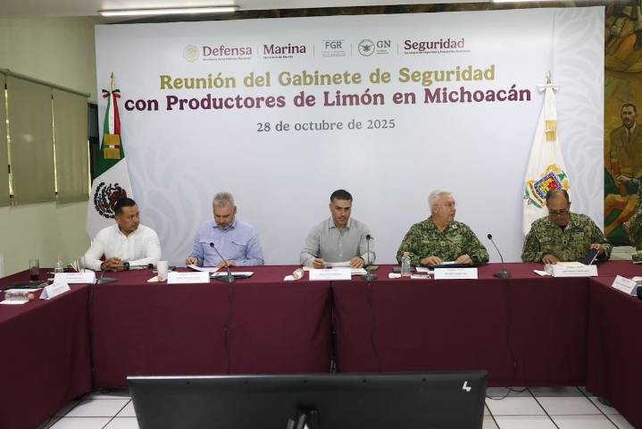 La Federación refuerza seguridad y va contra extorsionadores de productores en Michoacán