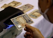 Yen heads for sharpest weekly fall in a year as rate hike wagers recede