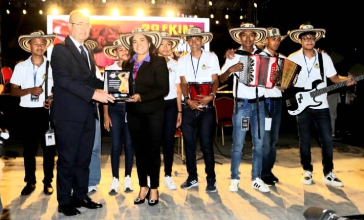 En Kirsehir, Turquía, ocho jóvenes de las Escuelas Culturales de Valledupar hicieron sonar el vallenato a lo grande