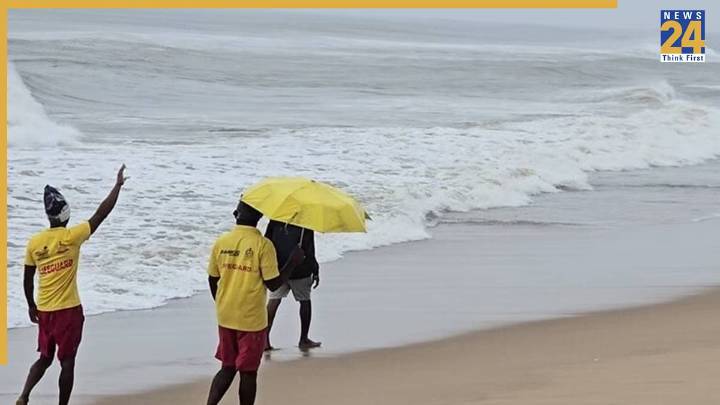 Cyclone Montha Nears Andhra Coast, Expected to Hit Vulnerable Areas by This Evening