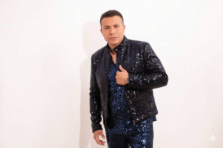 Alex Yeffer, una voz que enaltece la música popular