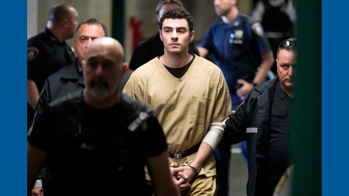 Luigi Mangione's lawyers seek dismissal of federal charges in assassination of UnitedHealthcare CEO