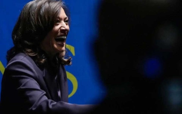 Señala Kamala Harris que buscaría candidatura presidencial