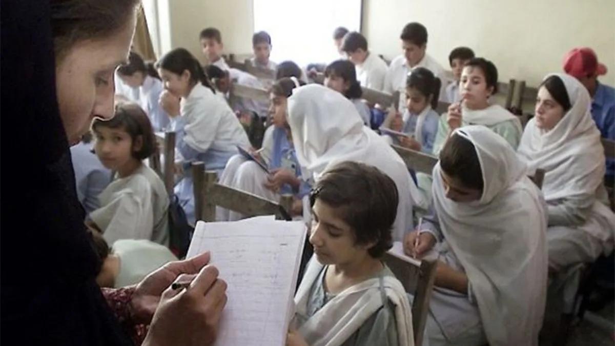 Pakistan: Education crisis deepens as government schools crumble and private institutions exploit parents