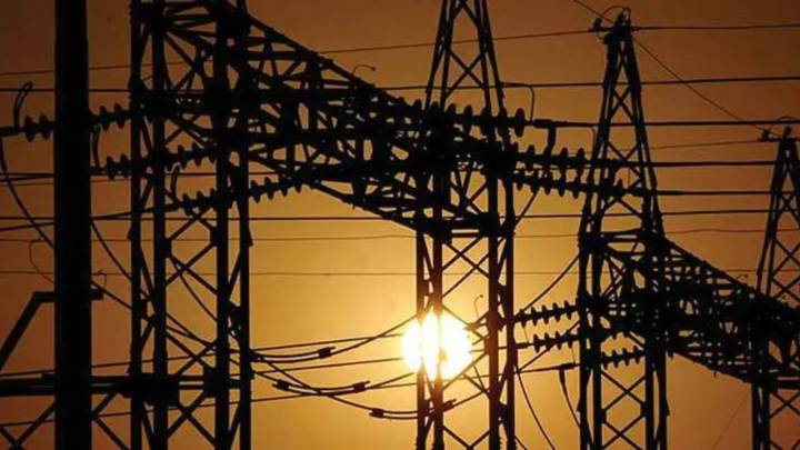 Fireman electrocuted, another injured during pigeon rescue in Thane