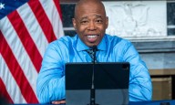 El alcalde de Nueva York, Eric Adams, respalda al independiente Andrew Cuomo en elecciones