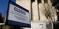 Cierre del gobierno de EEUU: 750.000 empleados federales podrían quedar suspendidos durante la paralización