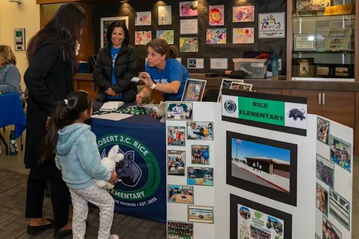 Chandler district hosts 'School Choice Fair'