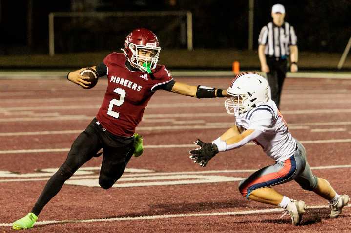 Vote for Catholic High School League Football Player of the Week for Week 6 action