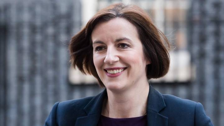 University tuition fees rise to almost £10k - and face inflation hike every year