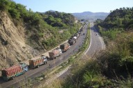 Two-way Movement for Heavy Vehicles on Jammu-Srinagar Highway Restored