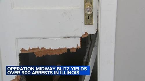 Chicago ICE raid news today: Immigration agents violently detain several in Back of the Yards, Humboldt Park, witnesses say