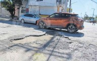Denuncian deterioro en calles de Eco 2000