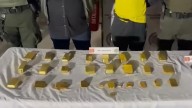 Cayó millonario cargamento de oro ilegal: hallaron 28 lingotes ocultos en un vehículo en la vía hacia Huila