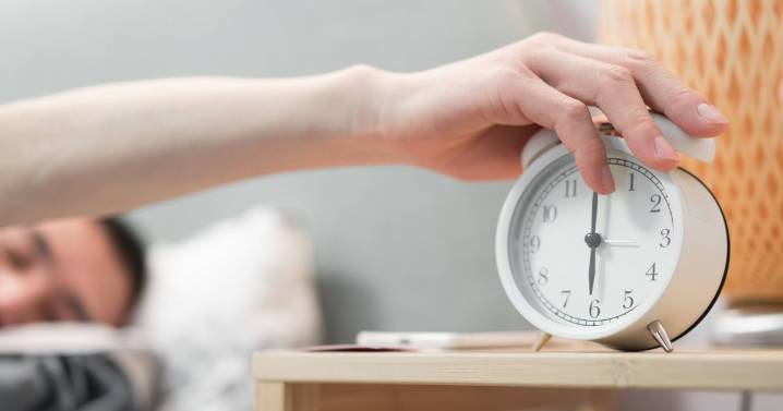 What time do the clocks go back? Exact time explained