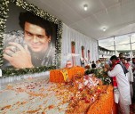Political leaders across party lines honour Zubeen Garg at Jorhat Stadium