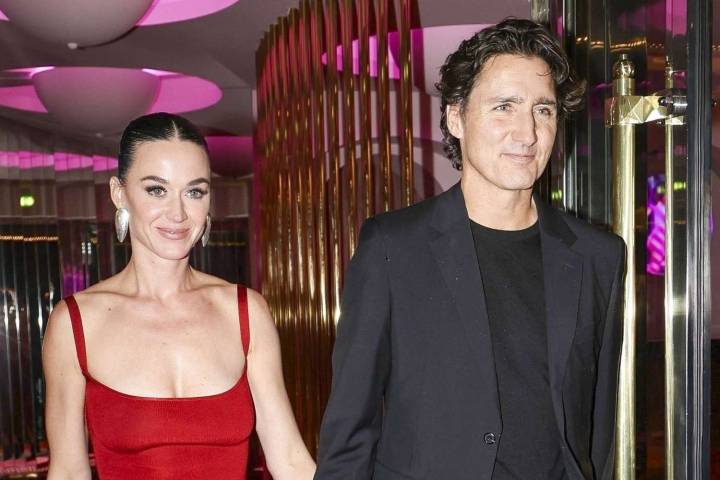 Katy Perry y Justin Trudeau confirman su relación en el cumpleaños de la cantante, y otras fotos del día