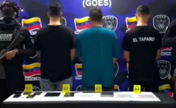 Capturan a dos por manipular precio del dólar