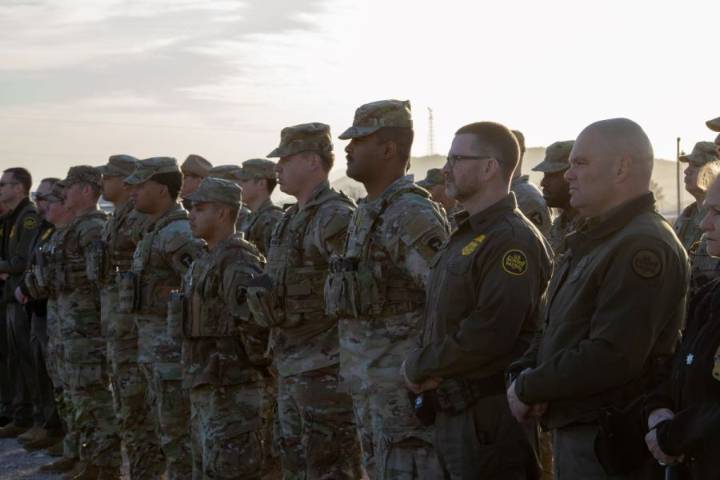 Texas National Guard lands in Chicago, sparking feuds between state leaders, Trump