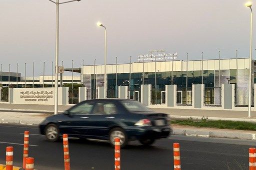 Top officials from US and Qatar join talks aimed at brokering peace in Gaza