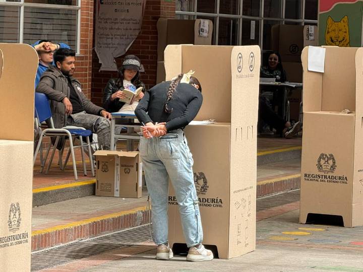 Grandes partidos ganan las elecciones a los consejos de juventud