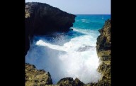 Turistas colombianos rescatados tras accidente en la Cueva del Indio en Arecibo