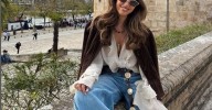 Las blusas boho sueltecitas y elegantes de Lefties que las estilosas llevan con vaqueros anchos y chaquetas de ante