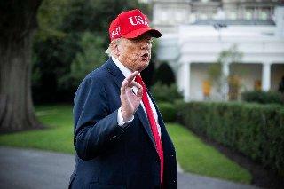 Trump regresa a TikTok y asegura que “salvó” la app