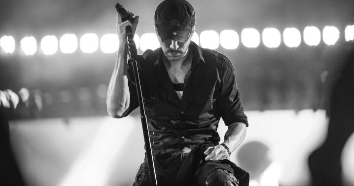 Enrique Iglesias logra sorprendente  sold out ante 60 mil personas en India
