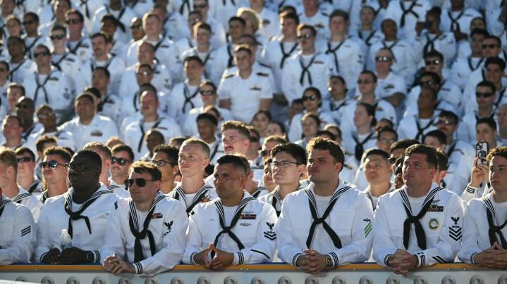Pentagon moves $8 billion from research to pay troops 