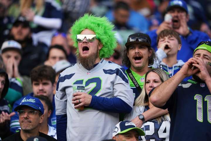 NFL RedZone FREE LIVE STREAM (10/12/25): Time, TV Channel for Week 6 NFL games