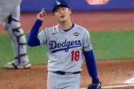 La exhibición de Yamamoto ante los Blue Jays provocó que el vestuario de los Dodgers se inclinase literalmente ante él