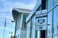 Regina police launch ‘safe transaction zone’ to help online buyers avoid fraud, robbery