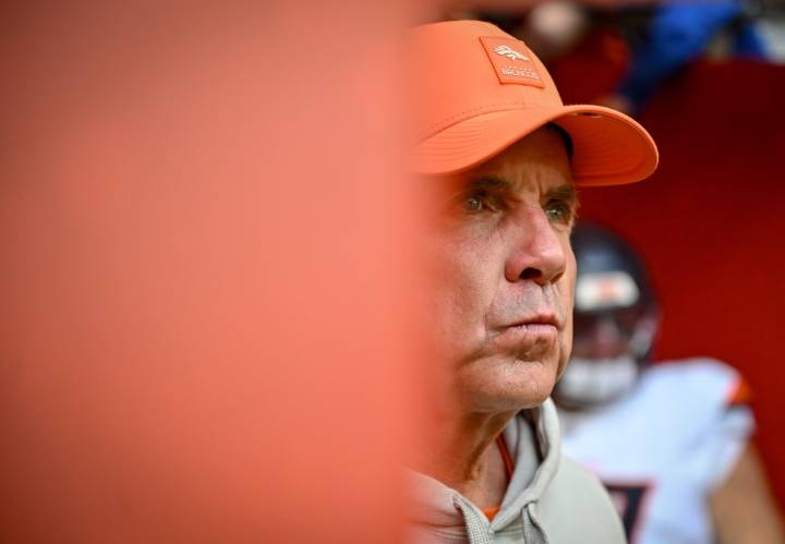 Broncos' Sean Payton needs to bench Broncos play