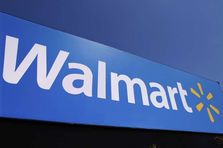 Naked man arrested after chasing customers at Dumfries Walmart, police say