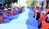 Autoconvocados marchó a Casa de Gobierno con reclamos de mejora salarial y estabilidad laboral