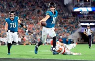 Guía Trevor Lawrence remontada de Jaguars sobre Chiefs