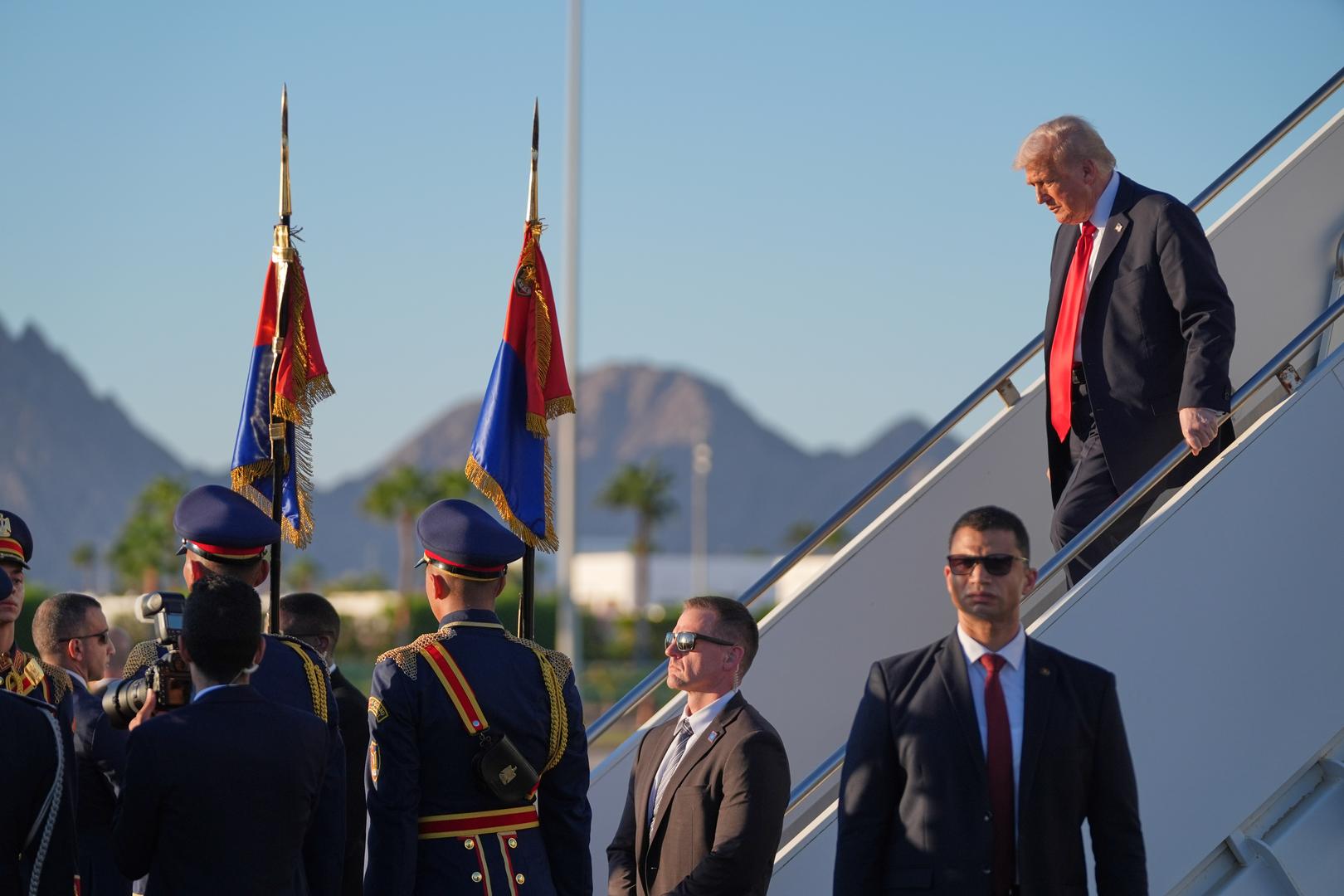AP reporter updates Trump’s arrival in Egypt for Middle East peace talks
